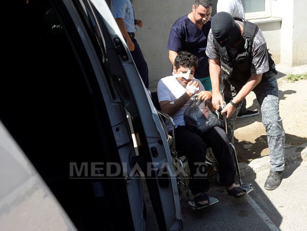 Imaginea articolului Omul de afaceri turc care a intrat cu maşina în poliţistul de la Rutieră, arestat preventiv. Abdullah Atas a fost dus la Spitalul Penitenciar Rahova - FOTO