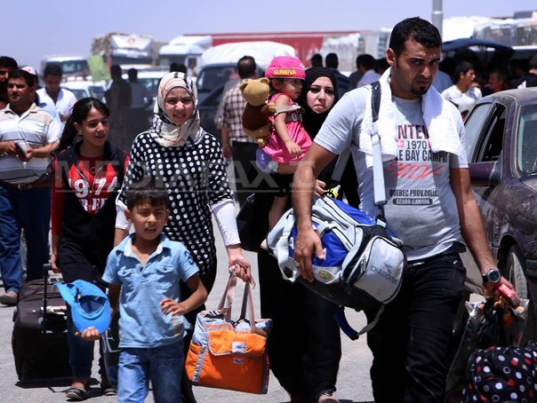 Imaginea articolului SONDAJ: Peste jumătate dintre români cred că România nu ar trebui să primească refugiaţi
