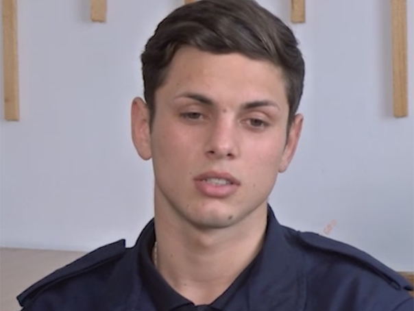 Imaginea articolului INTERVIU: Un tânăr de etnie romă a ajuns şef de grupă la Academia de Poliţie "Alexandru Ioan Cuza" - FOTO, VIDEO