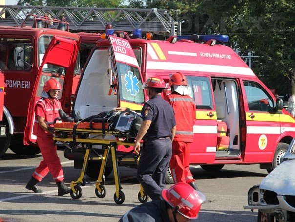 Imaginea articolului Poliţiştii au ridicat aparatură medicală de pe ambulanţele Puls, care aveau contract cu Dinamo