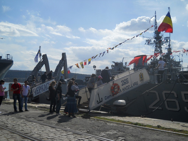 Imaginea articolului O navă militară românească participă la un exerciţiu multinaţional de luptă în Marea Mediterană