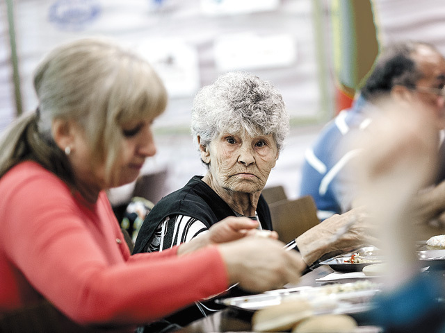Imaginea articolului Proiectul "Bunicii Comunităţii": Până la 400.000 de euro pentru programe pentru vârstnici
