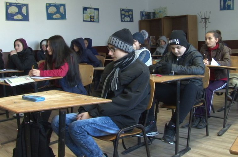 Imaginea articolului Patru unităţi şcolare din Cluj şi cinci din judeţul Hunedoara sunt închise/ Cursuri suspendate, marţi şi miercuri, în şcolile din Argeş, Alba şi Prahova