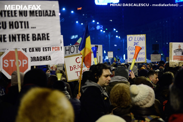 Imaginea articolului Jandarmeria, despre protestele din februarie: Nimeni nu scapă de amenzi. Şi acum analizăm imaginile