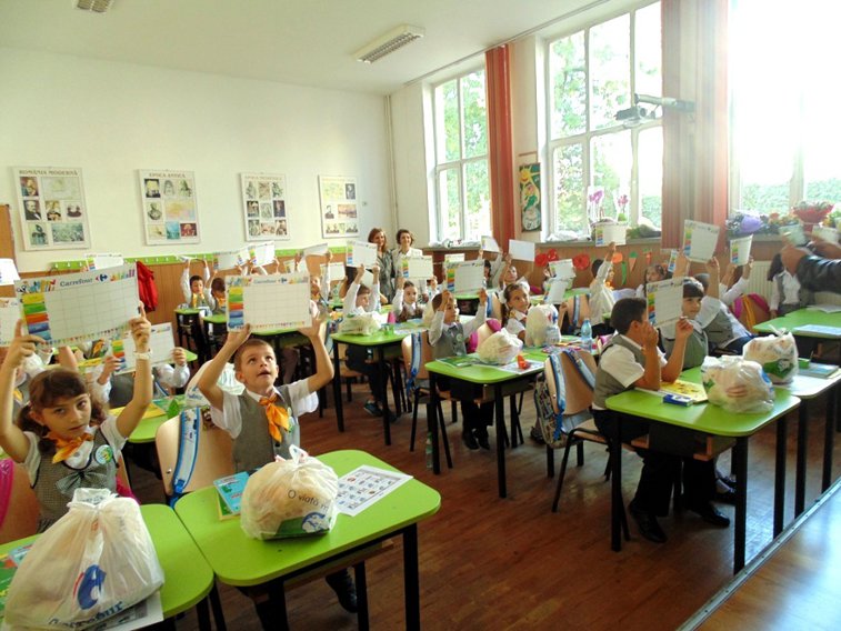 Imaginea articolului Păstârnac: Pregătim un act pentru acordarea unui pachet educaţional pentru elevii români din Ucraina