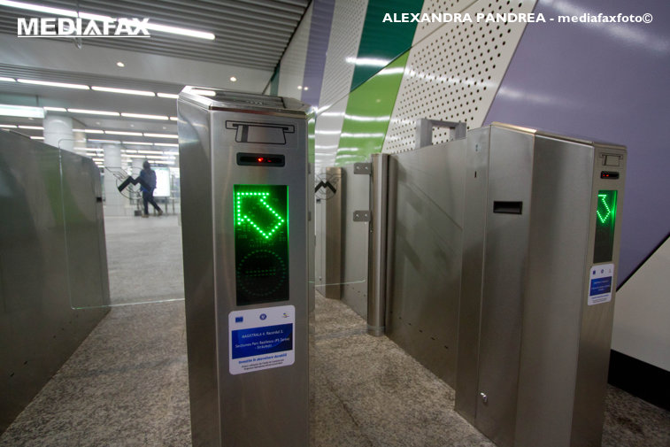 Imaginea articolului Metrorex introduce de astăzi cinci noi cartele de metrou. Care este preţul unui abonament pe un an