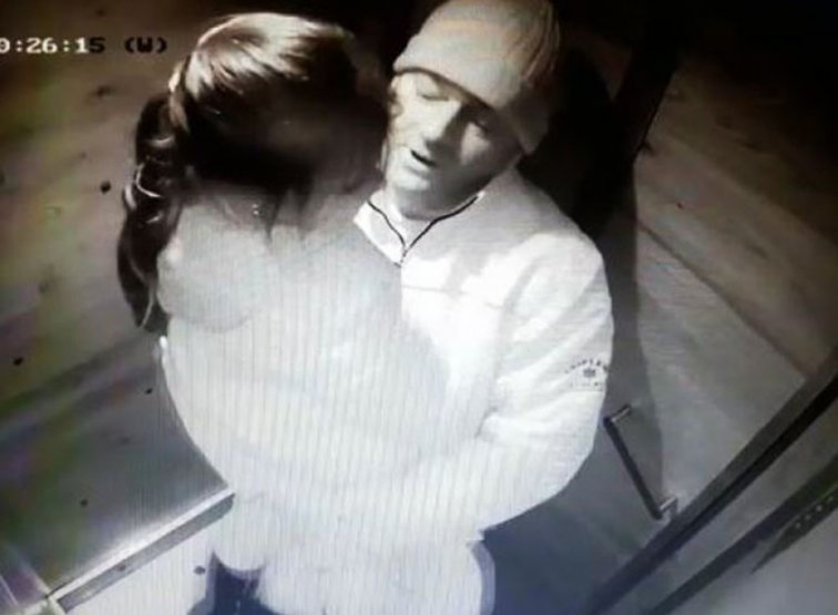 Imaginea articolului Un bărbat care a încercat să agreseze sexual doi copii într-un lift, căutat de poliţiştii din Capitală