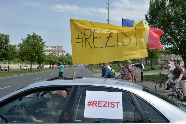 Imaginea articolului Primăria Capitalei anunţă că protestul #rezist nu este autorizat în ziua cu MITINGUL PSD. Lista celor 13 evenimente AUTORIZATE/ Corupţia Ucide anunţă o altă zi pentru manifestaţie
