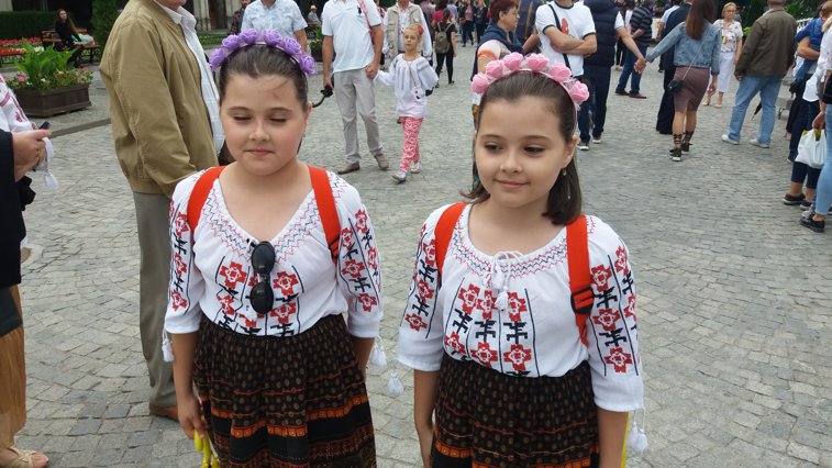 Imaginea articolului Cum au sărbătorit românii ziua Iei - GALERIE FOTO
