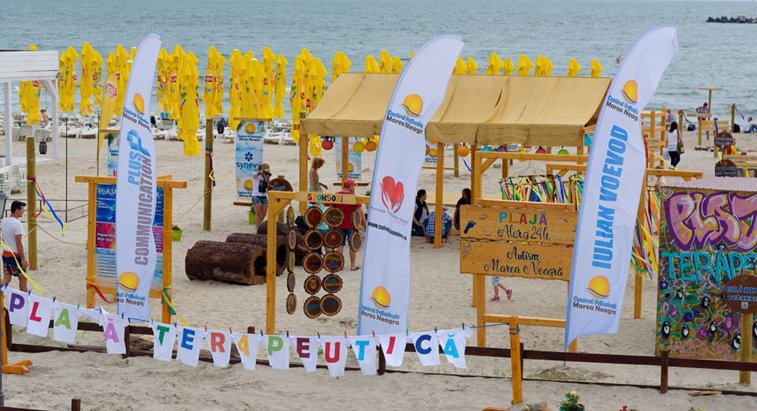 Imaginea articolului Plaja terapeutică din Mamaia, destinată persoanelor cu dizabilităţi, ocupată de turiştii de ocazie