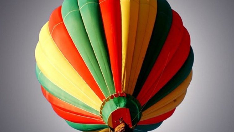 Imaginea articolului Baloane cu aer cald, ATERIZARE forţată în Munţii Gurghiu