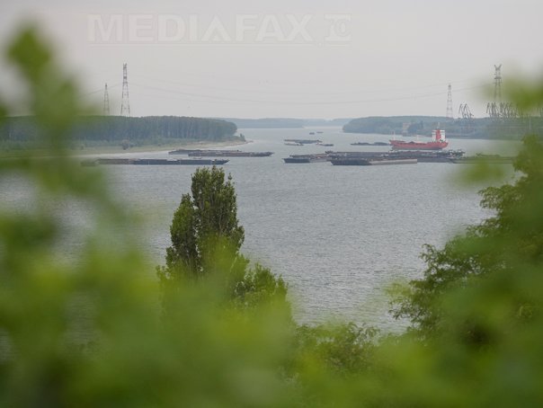 Imaginea articolului Accident pe Dunăre: Un bărbat din Sulina a murit după ce barca în care era s-a izbit de o barjă 
