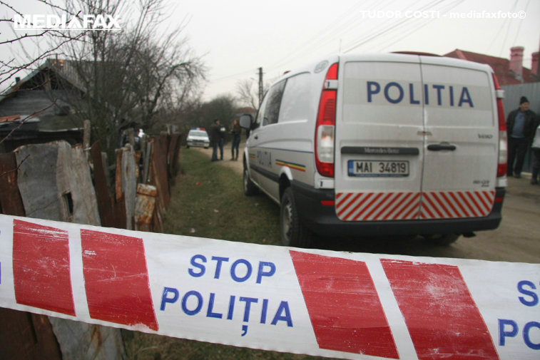 Imaginea articolului ULTRAJ la Caraş-Severin: Poliţist lovit cu toporul în cap după ce a fost solicitat să intervină pentru aplanarea unui conflict 