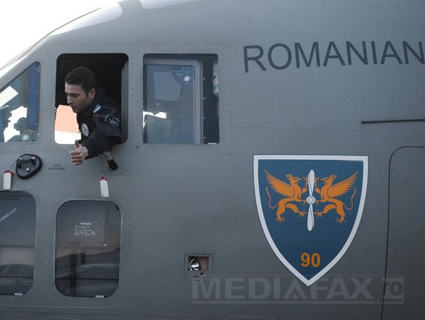 Imaginea articolului Avionul militar Spartan, utilizat pentru a transfera la Bucureşti un copil cu arsuri pe 30% din corp