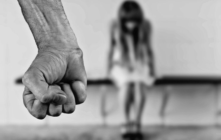 Imaginea articolului Situaţie DRAMATICĂ în România: Cele mai multe femei abuzate se întorc la agresor. Care sunt motivele