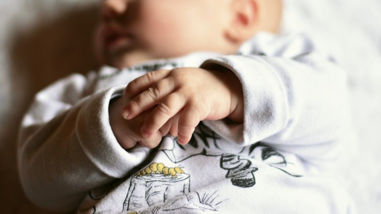 Imaginea articolului Scandalul bebeluşilor infectaţi cu stafilococ auriu. Maternitatea Giuleşti îşi reia activitatea 