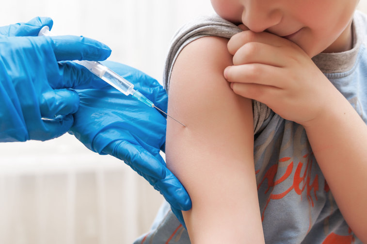 Imaginea articolului Institutul Cantacuzino va relua producţia de vaccinuri la sfârşitul anului viitor. Ministrul Apărării: Este nevoie de foarte multe avize 