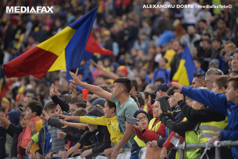 Imaginea articolului Doi primari PSD, pe Arena Naţională, acuzaţi că au luat locul însoţitorilor copiilor care au participat la meciul România-Norvegia