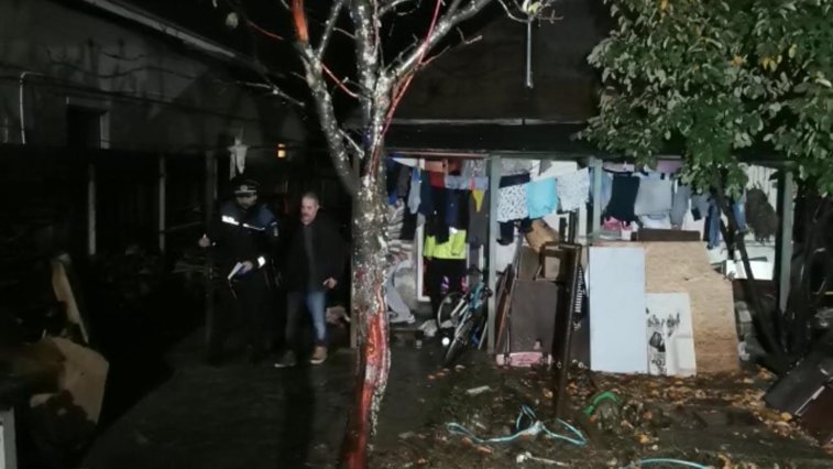 Imaginea articolului Patru tineri au fost răniţi, după o explozie puternică la o casă din Prahova