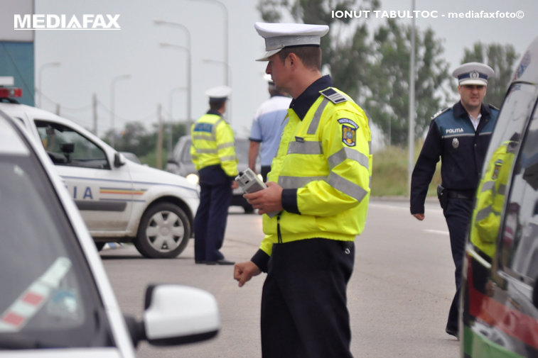 Imaginea articolului Un şofer din Târgu-Jiu care luase paracetamol, acuzat de poliţişti că s-a drogat. Explicaţia IPJ Gorj