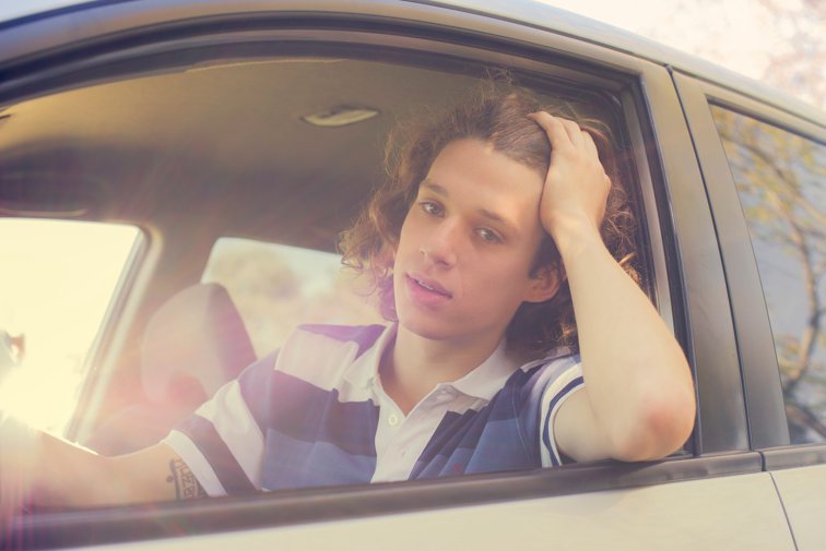 Imaginea articolului Un adolescent a rămas fără permis de conducere la doar câteva săptămâni după ce l-a obţinut