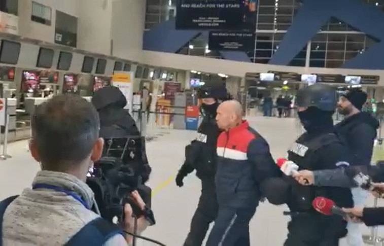 Imaginea articolului Ghenosu a fost extrădat. Interlopul se întoarce în ţară, sub escorta Poliţiei Române. VIDEO