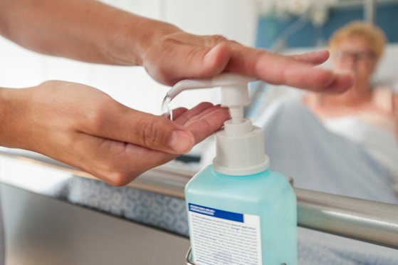 Imaginea articolului Este gelul dezinfectant mai eficient decât spălatul pe mâini?