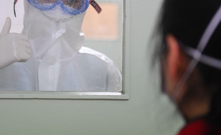 Imaginea articolului Suspect de coronavirus din Bulgaria a fugit din spital la Galaţi, după ce a tăiat plasa de protecţie de la geam