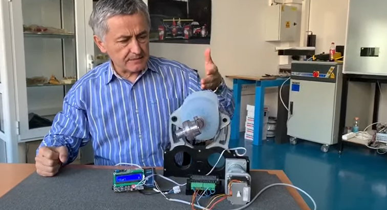 Imaginea articolului VIDEO: Prototip de ventilator mecanic de urgenţă, realizat la Universitatea Tehnică Cluj-Napoca prin printare 3D, ca soluţie la COVID-19 