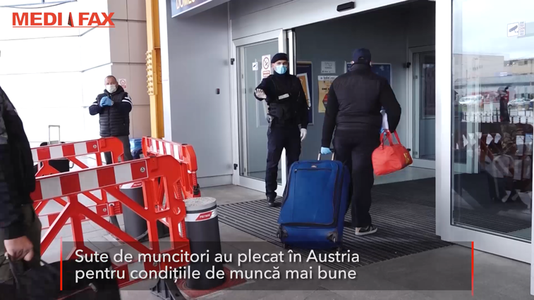 Imaginea articolului Sute de muncitori au plecat în Austria: Mă duc unde se fac bani. În România ce să fac?