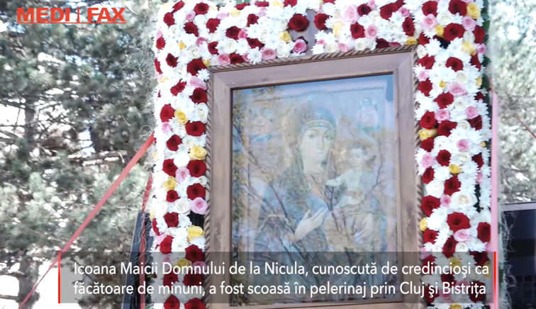 Imaginea articolului Icoana făcătoare de minuni de la Nicula, în pelerinaj prin Cluj şi Bistriţa: „Va îndepărta boala asta, ciuma asta, care s-a abătut peste oameni"