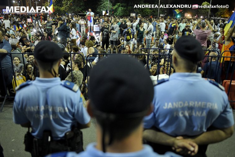 Imaginea articolului Conturile Jandarmeriei au fost blocate, după ce a pierdut procesele cu protestatarii