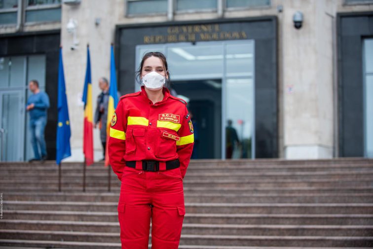 Imaginea articolului Medic român: "E posibil ca în Moldova să circule o tulpină mai virulentă". Experienţa ultimelor săptămâni, "cea mai grea din viaţa ei"