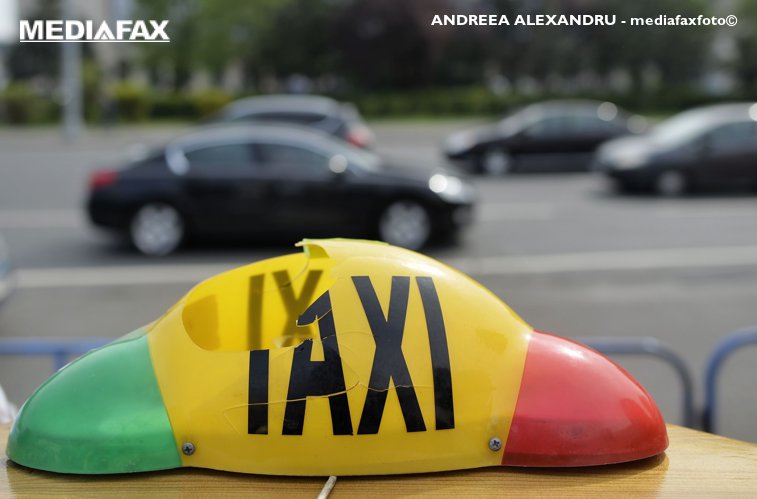 Imaginea articolului De ce au fost amendaţi taximetriştii din zona Gării de Nord şi a Gării Basarab