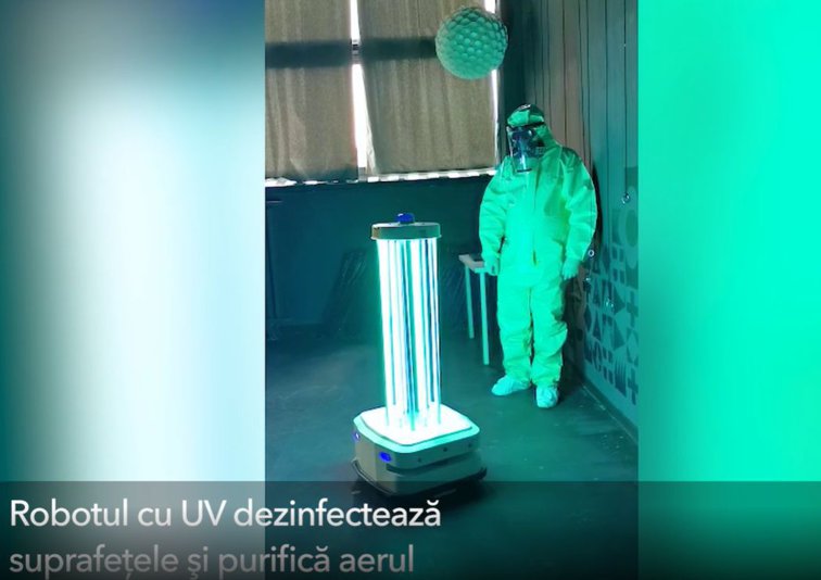 Imaginea articolului Pe timp de pandemie, în România a crescut cererea pentru roboţii umanoizi ce dezinfectează suprafeţe cu raze UV