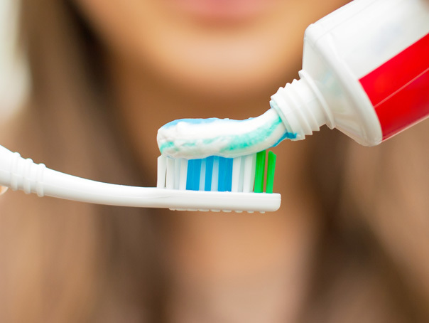 Imaginea articolului Studiu: Cei care nu se spală pe dinţi riscă să se îmbolnăvească de cancer