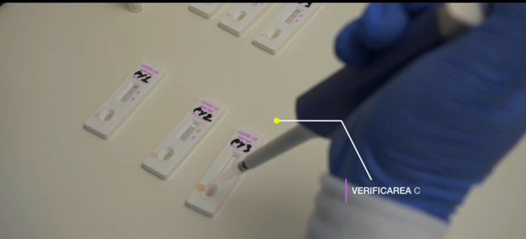 Imaginea articolului Primul test rapid de depistare a virusului SARS COV 2 produs în România. Acesta funcţionează similar cu un test de sarcină