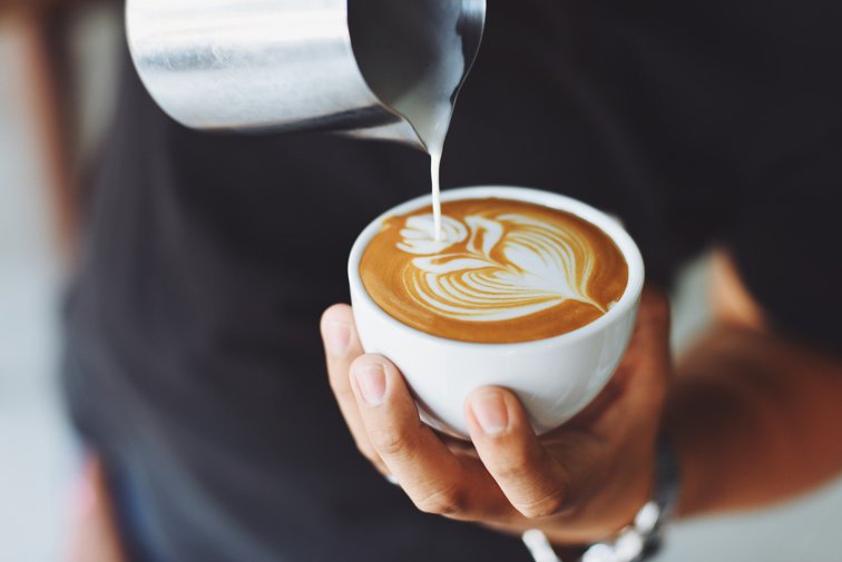Imaginea articolului Tu cum îţi faci cafeaua acasă? Un barista talentat din Iaşi îţi spune secretele sale


