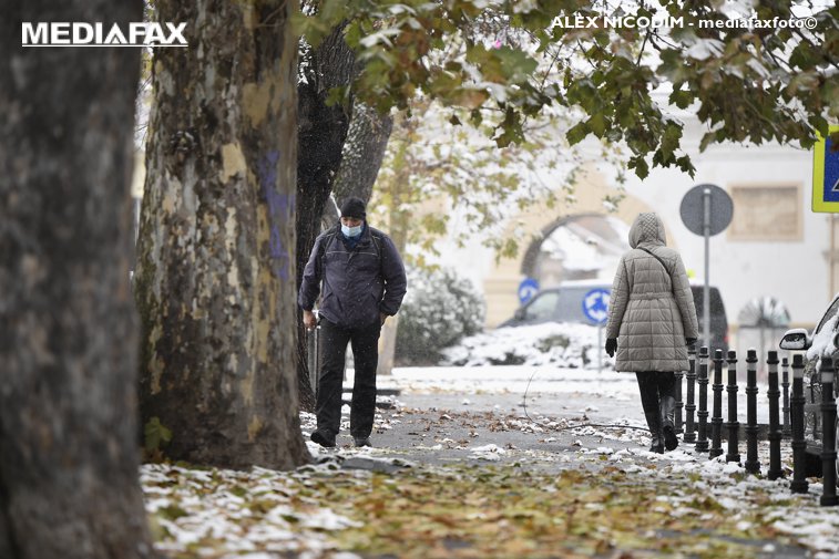 Imaginea articolului Sfântul Andrei a venit cu daruri, anul acesta: Prima ninsoare în Bucureşti