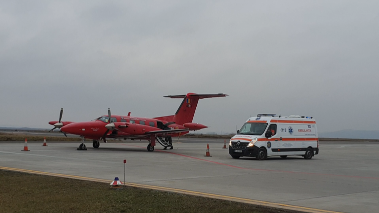 Imaginea articolului Avion SMURD întors din drum din cauza depresurizării cabinei. Pacientul care urma să fie transferat în Belgia are arsuri pe 70% din corp