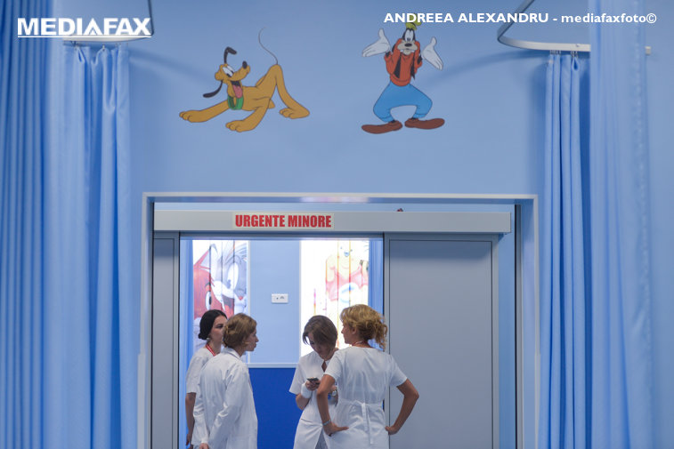 Imaginea articolului La şcoală, de pe patul de spital. Ministrul Cîmpeanu propune o Ordonanţă de Urgenţă pentru accesul la educaţie al elevilor internaţi