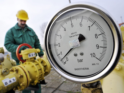 Imaginea articolului Preţul gazului importat din Rusia lasă România fără aer. Valoarea resurselor din Marea Neagră a explodat