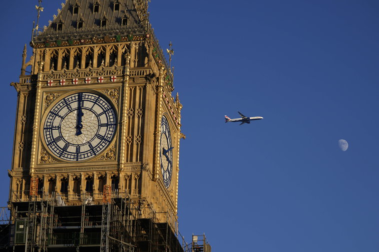 Imaginea articolului Big Ben dă din nou ora exactă. Lucrările de restaurare la turnul şi celebrul său ceas au început în 2017
