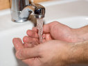 Imaginea articolului 696 de localităţi din ţară primesc restricţionat apă