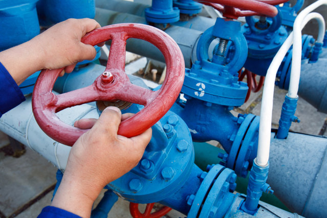 Gazprom, învinsă de Lituania. Gigantul a reluat furnizarea de gaze, dar balticii nu vor să mai audă de ruşi|EpicNews