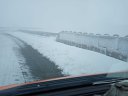 Imaginea articolului Viscol şi zăpadă pe Transalpina. Drumarii curăţă o porţiune de drum 