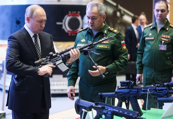 Imaginea articolului Putin a ordonat armistiţiu de Crăciun: Kievul să facă la fel 