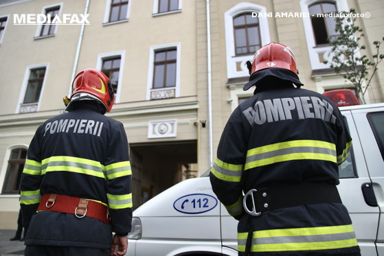 Image of the article Over 30 people evacuated from a block of flats in Târgovişte due to a fire
