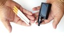 Imaginea articolului Anglia oferă gratuit cetăţenilor 1 milion de kit-uri de ţigări electronice pentru a încuraja renunţarea la fumat (P)