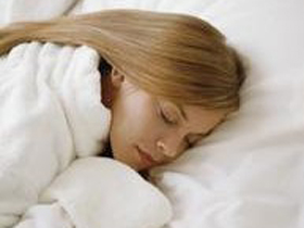 Imaginea articolului De ce este cititul ideal pentru a dormi. Care sunt cele mai bune cărţi pentru a încheia seara


